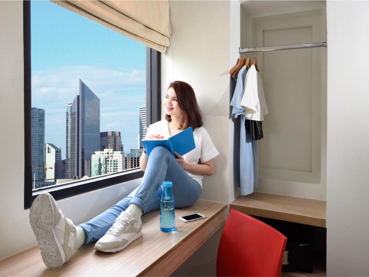 Hop Inn Hotel Tomas Morato Кесон-Сити Экстерьер фото